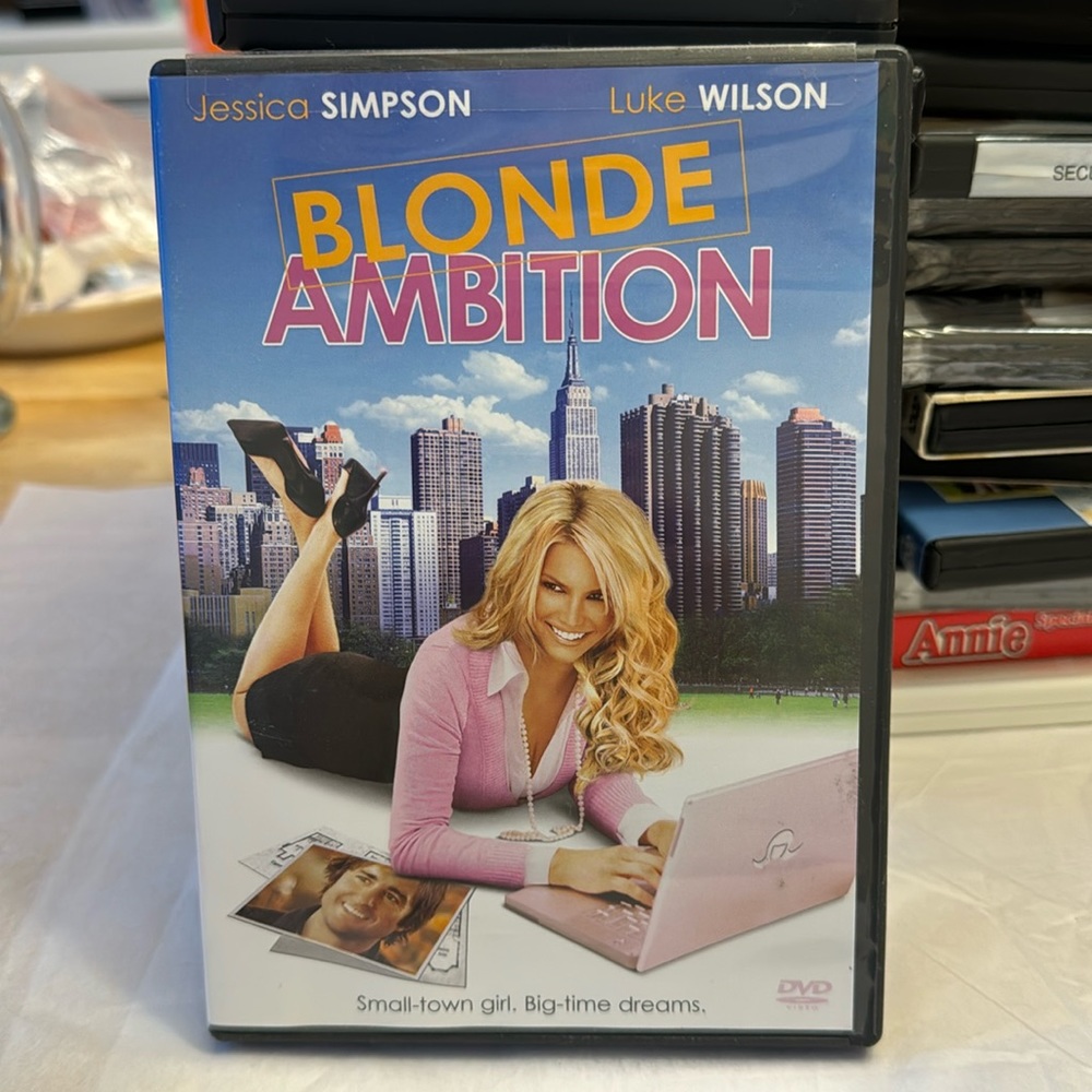 ⭐️10/10.00⭐️ Blonde Ambition DVD 📀 clean like new